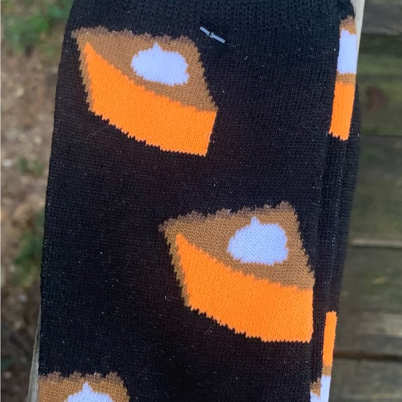 Fall Ladies Pumpkin pie Crew. Socks 4-10 - Picture 4 of 4